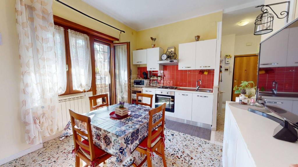 Appartamento in vendita a Ladispoli via Alcide de Gasperi