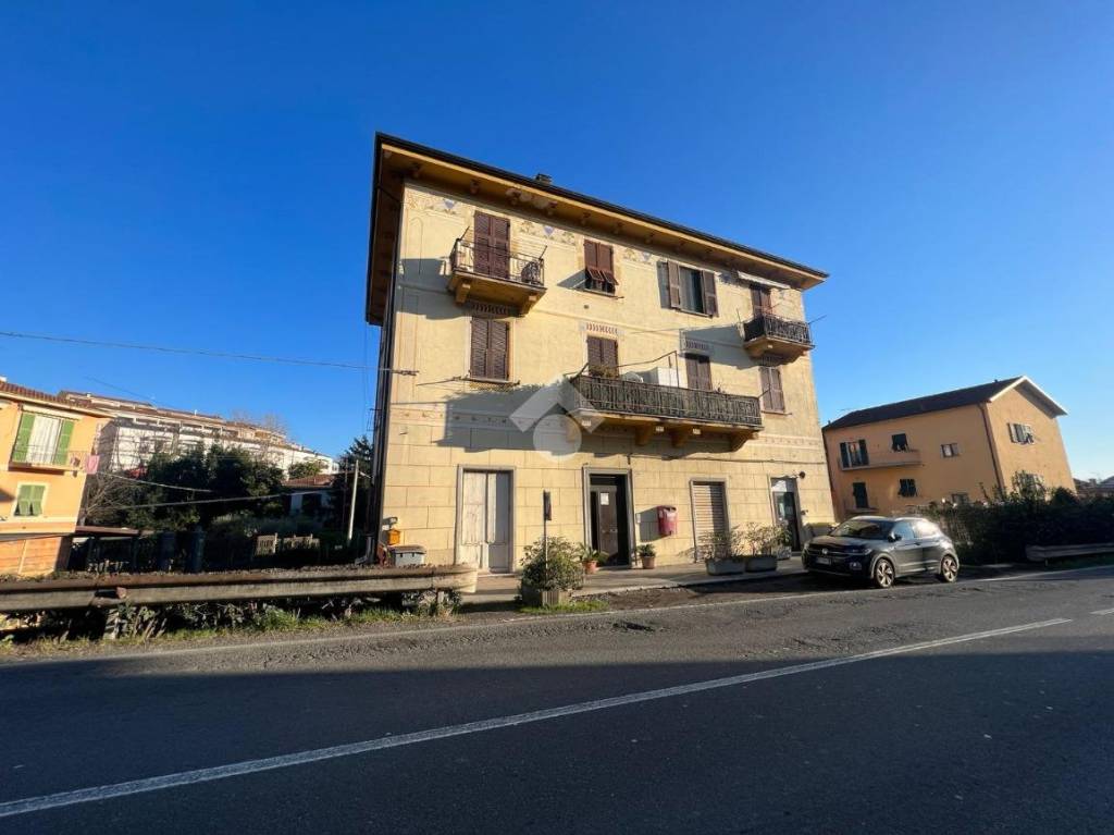 Appartamento in vendita a La Spezia via Buonviaggio, 158