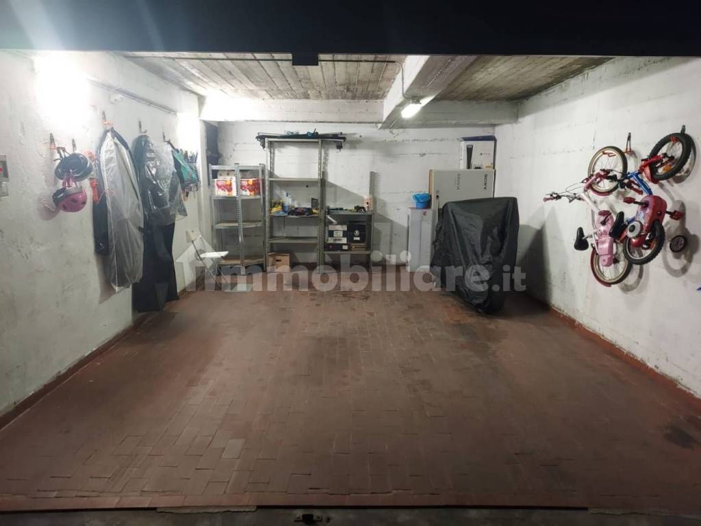Garage in vendita a Torino corso Gaetano Salvemini, 41