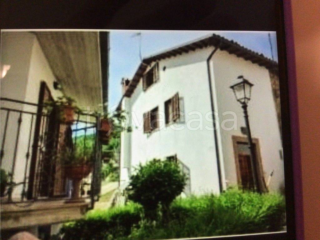Casa Indipendente in in vendita da privato a Valle Castellana sp49