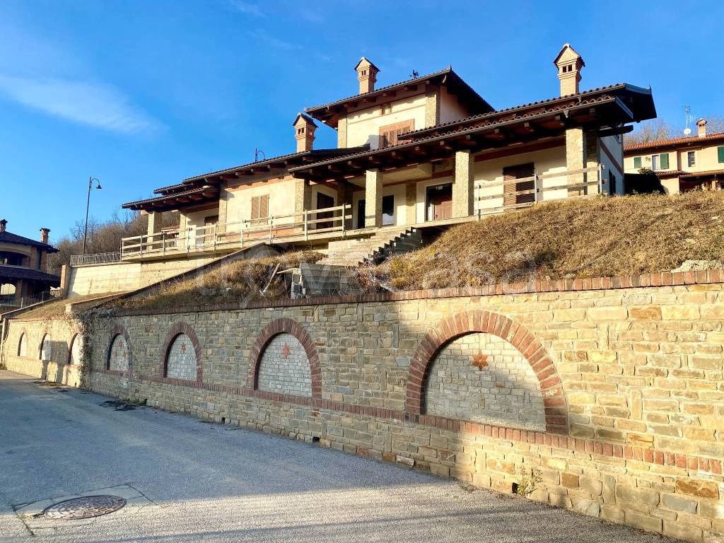 Villa in vendita a Dogliani via Torino, 144S