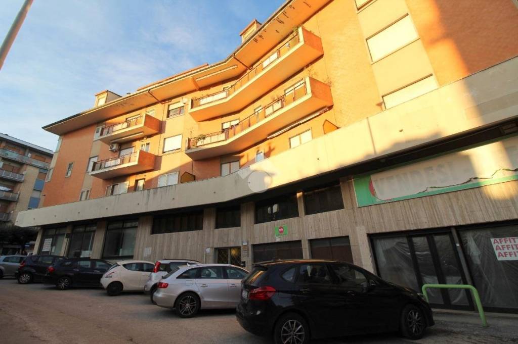 Appartamento in vendita a Campobasso via Matteotti, 19