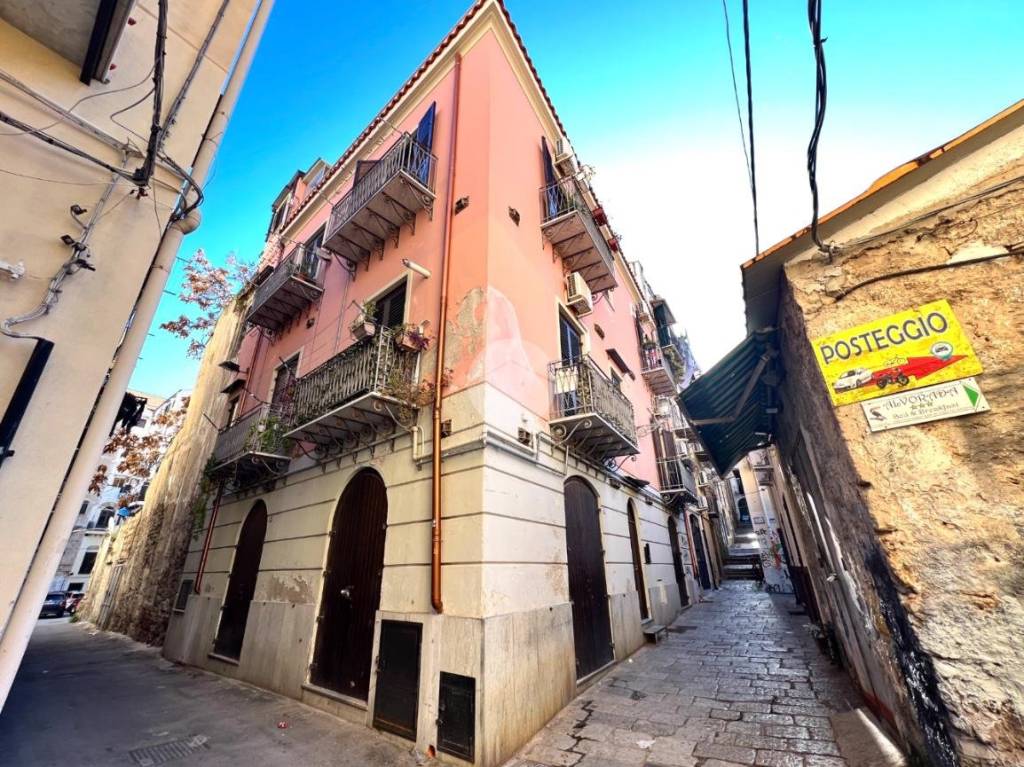 Appartamento in vendita a Palermo discesa dei Candelai, 7