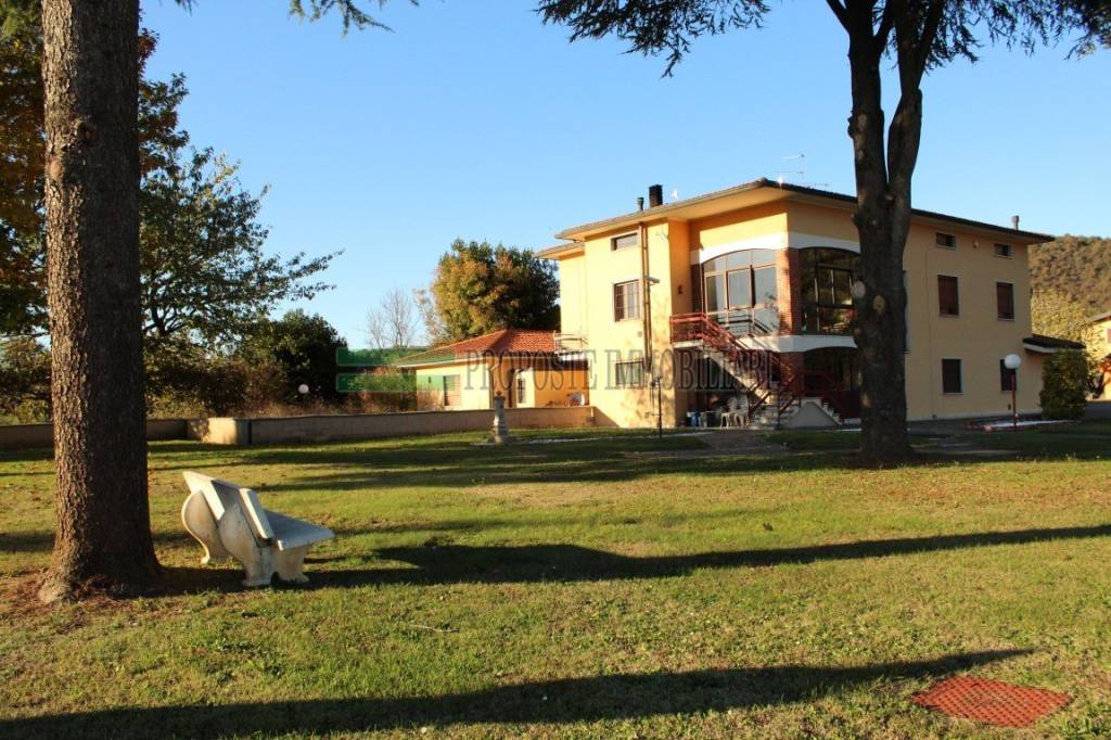 Villa in vendita a Rodengo Saiano via Ponte Nuovo