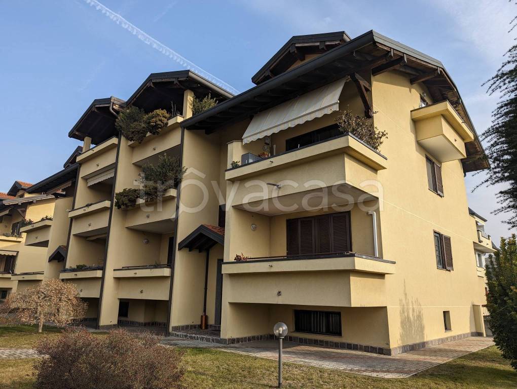 Appartamento in vendita a Magnago via g. Terragni 2