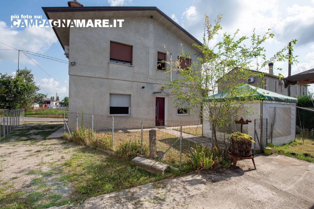 Villa in vendita a Mesola via Biverare, 10/h