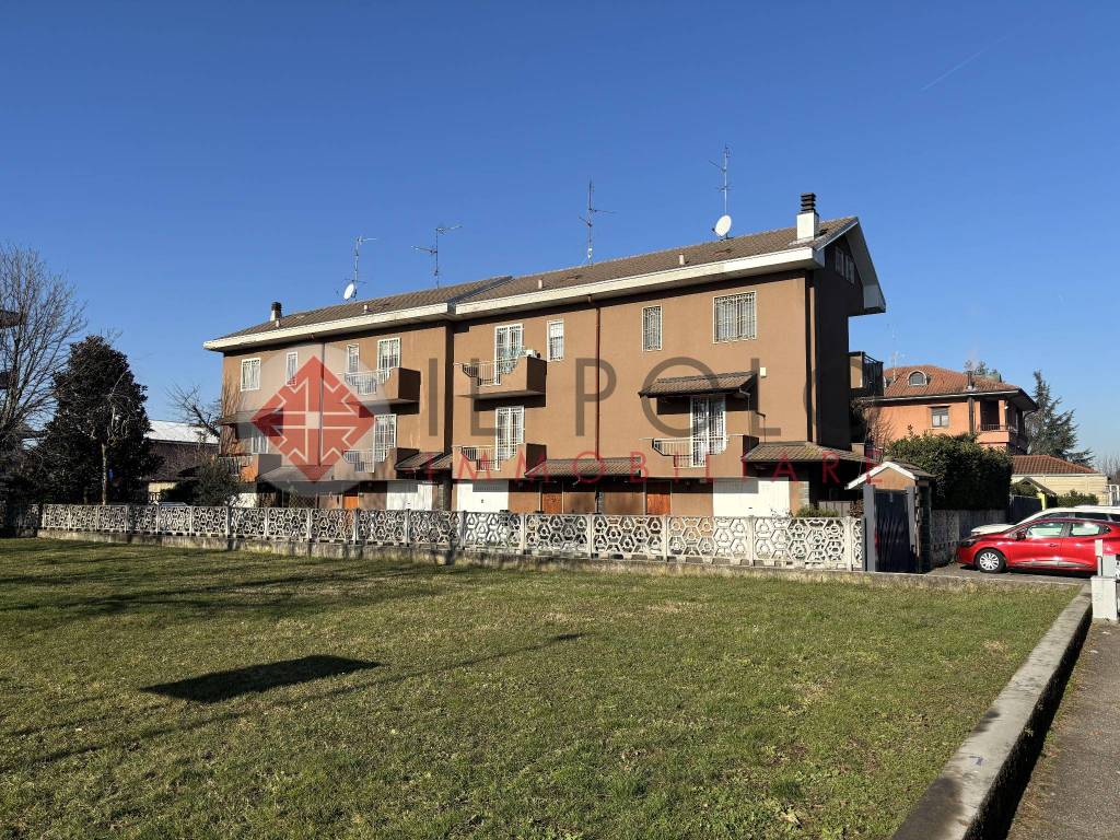 Villa a Schiera in vendita a Cornaredo via Bologna, 10