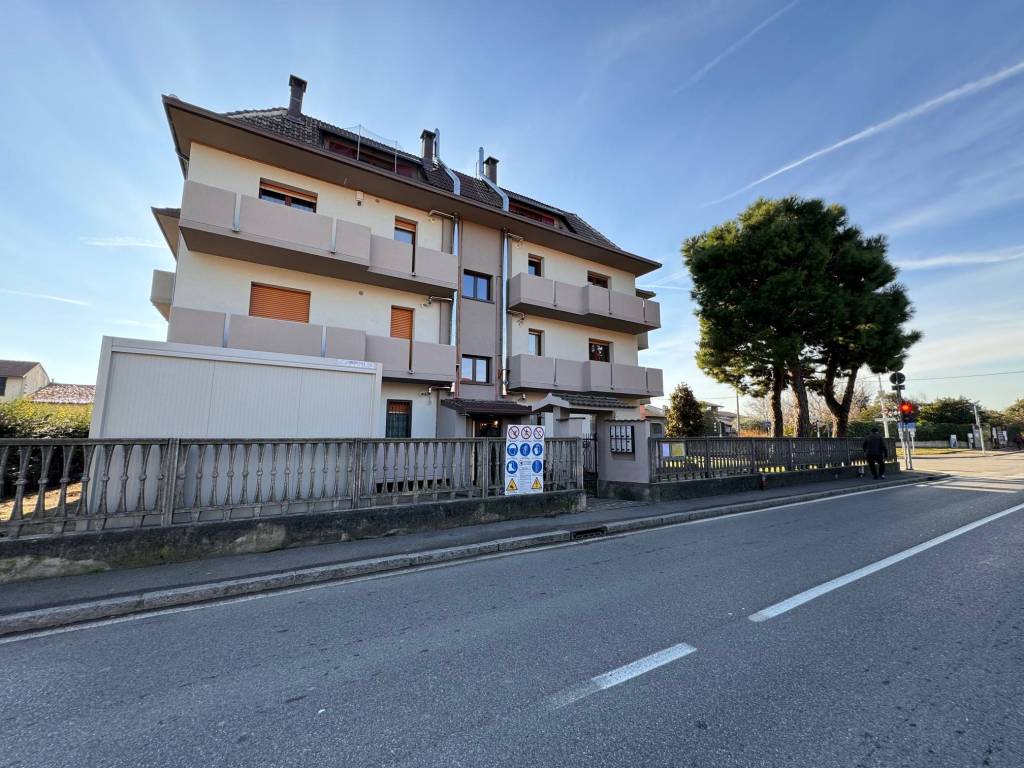 Appartamento in vendita a Calusco d'Adda via Bergamo