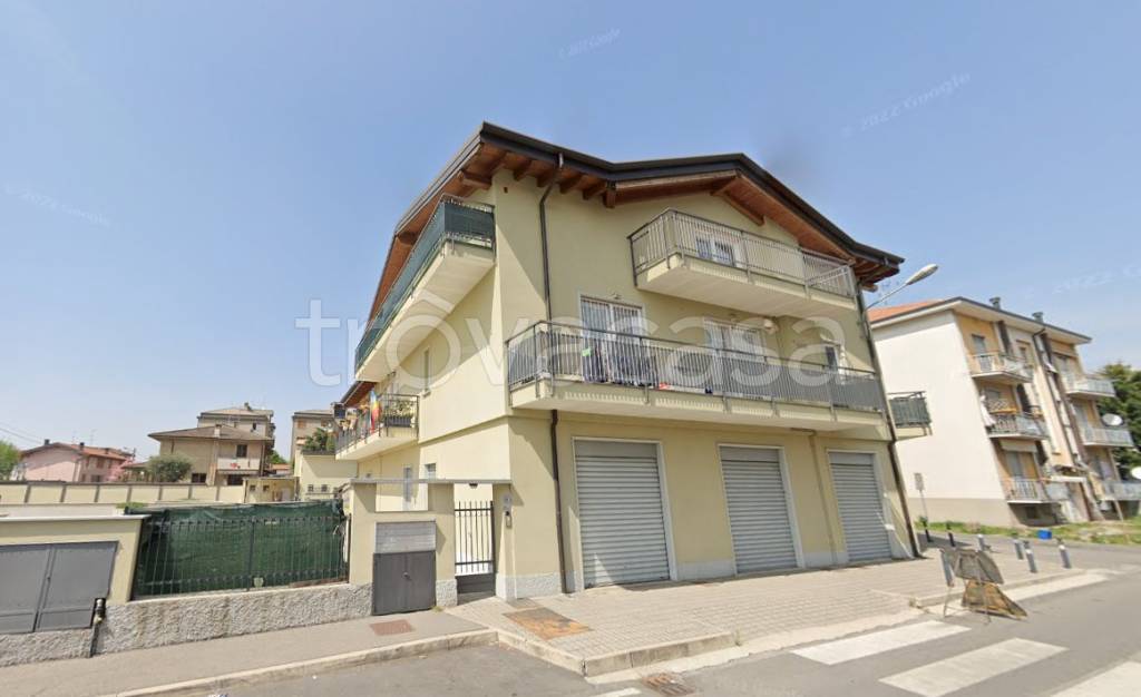 Appartamento all'asta a Verano Brianza via Achille Grandi, 40