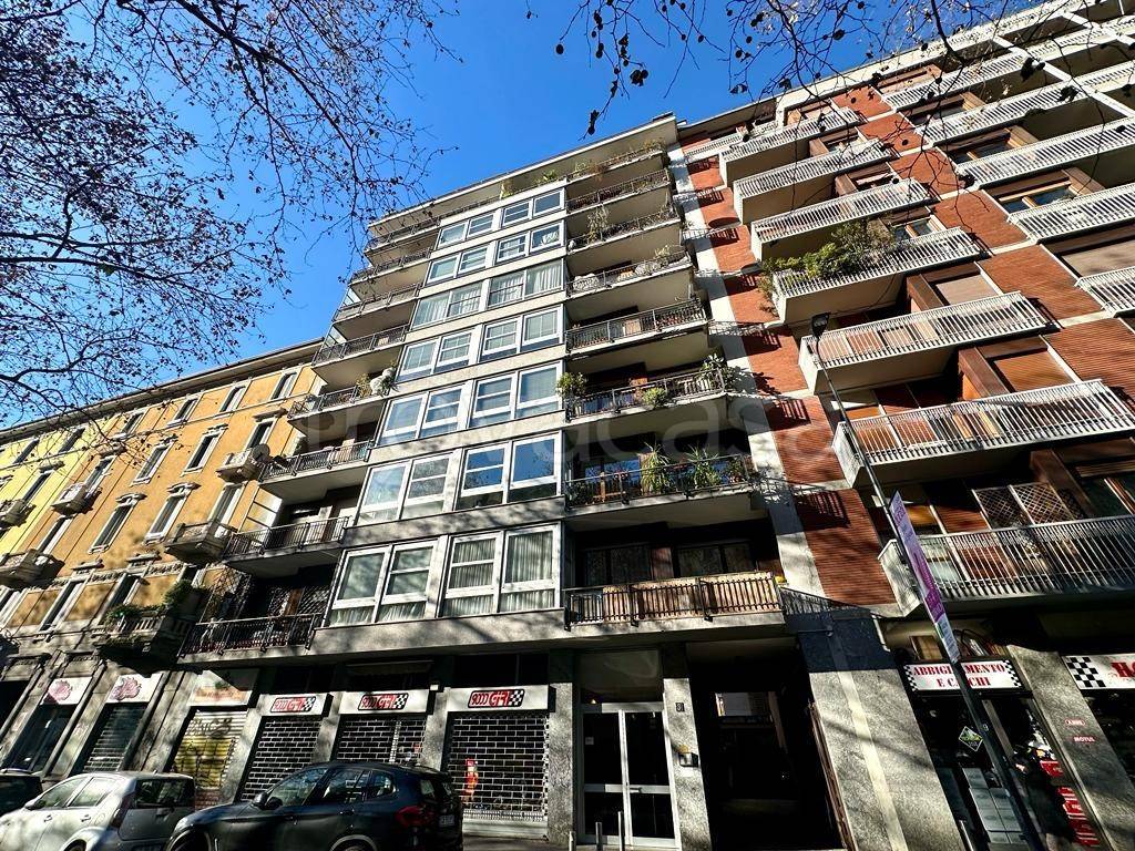 Appartamento in vendita a Milano viale Piceno, 3