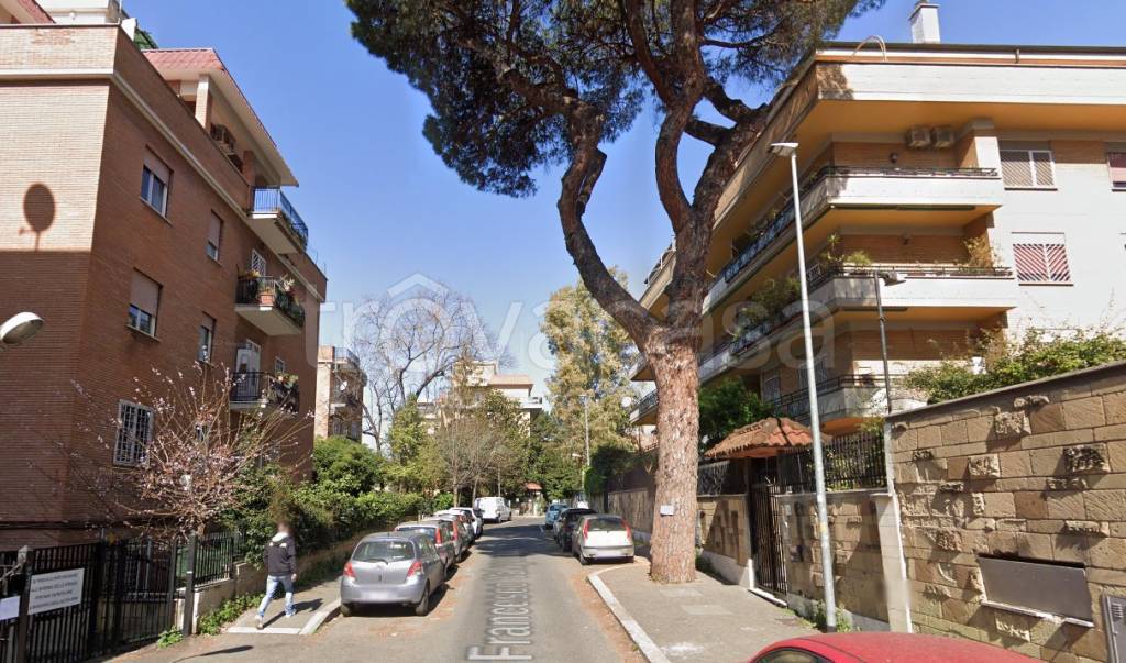 Appartamento in affitto a Roma via Francesco Valagussa