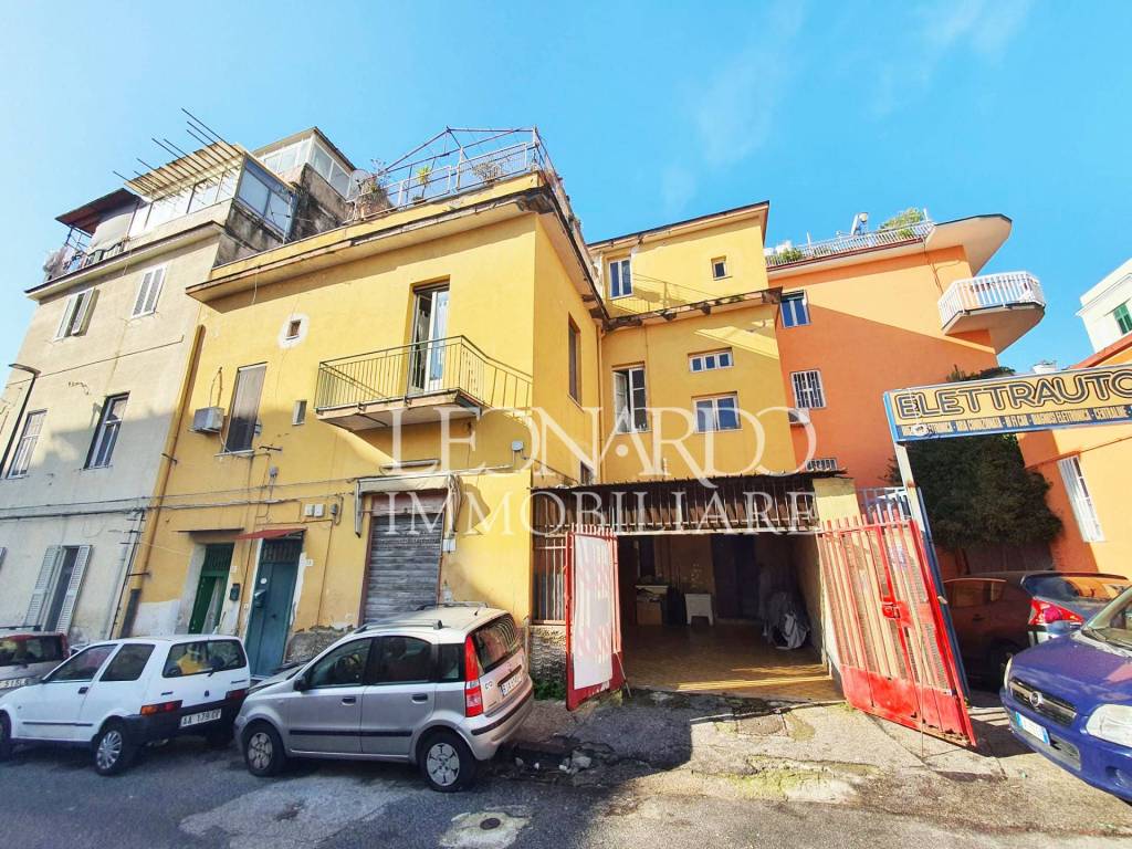 Villa Bifamiliare in vendita a Napoli via Plinio