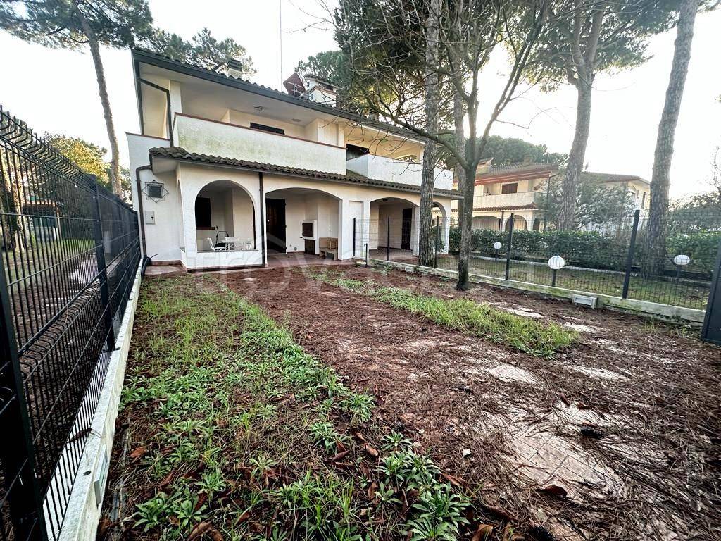 Villa a Schiera in vendita a Comacchio viale degli Ulivi
