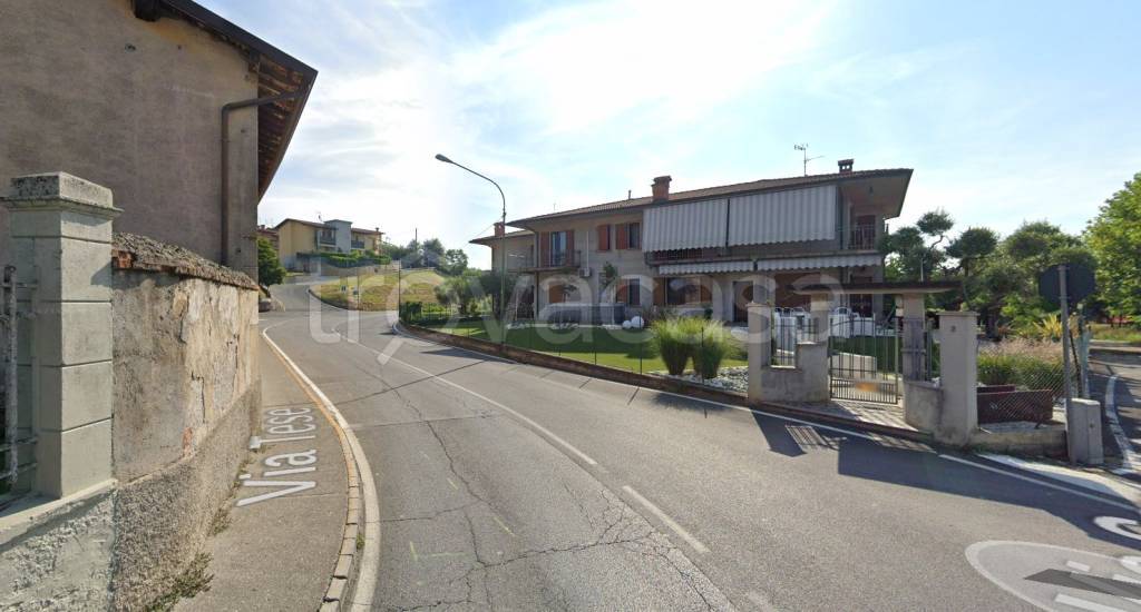 Appartamento all'asta a Capriano del Colle via Santa Maria Crocifissa di Rosa