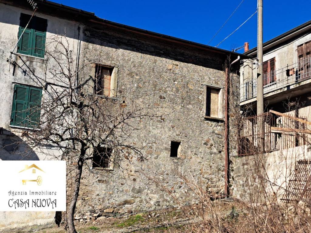 Appartamento in vendita a Tresana frazione Villa