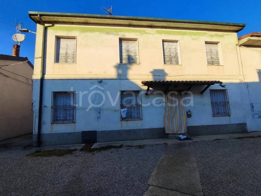 Villa Bifamiliare in vendita a Olmeneta via Graffignana, 10