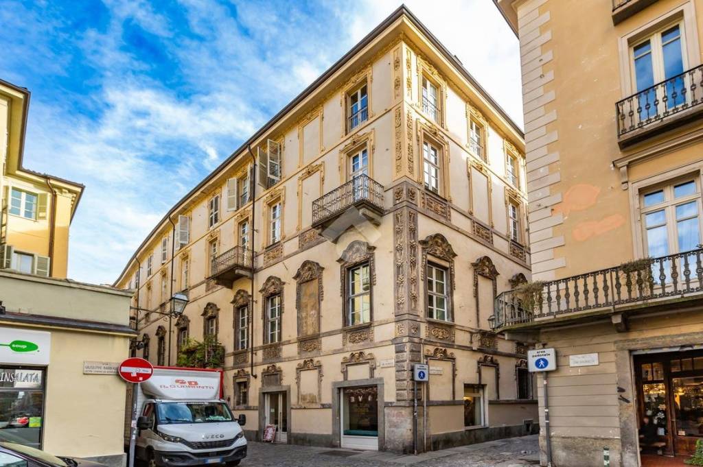 Appartamento in vendita a Torino via San Dalmazzo, 7