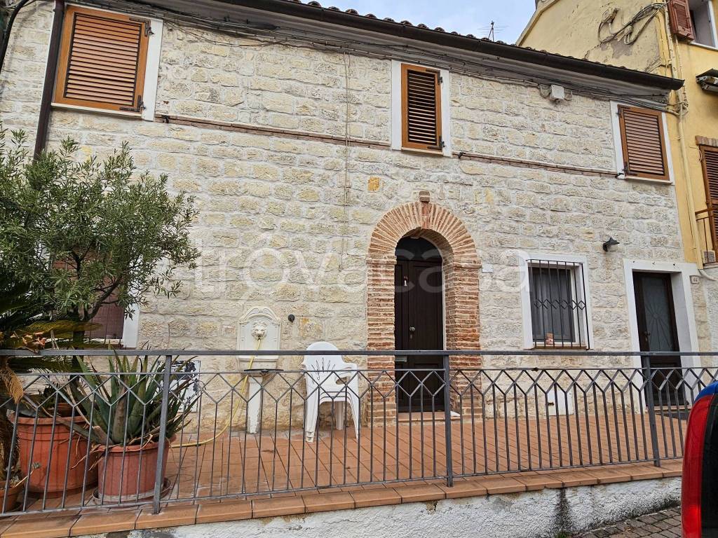 Casa Indipendente in vendita a Sirolo via La Fonte, 44