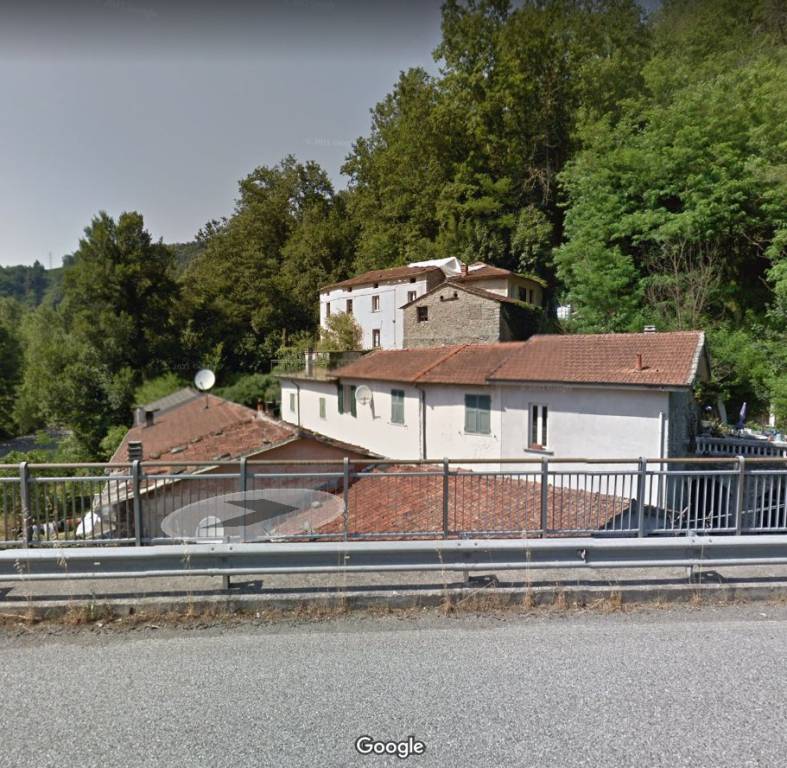 Appartamento all'asta a Sesta Godano frazione Cà di Vara, via Provinciale