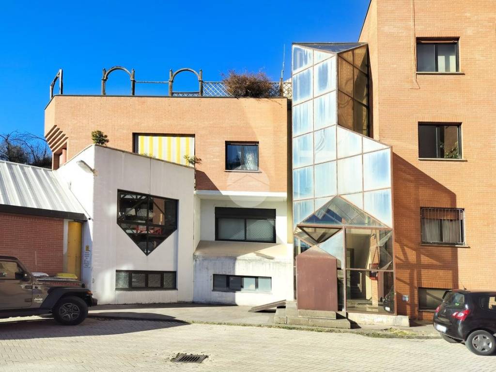 Appartamento in vendita a L'Aquila viale Croce Rossa, 119