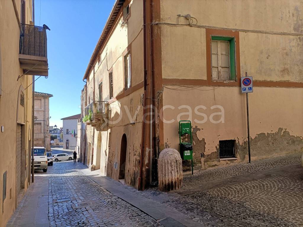 Appartamento in vendita a Montalto di Castro via Trento e Trieste