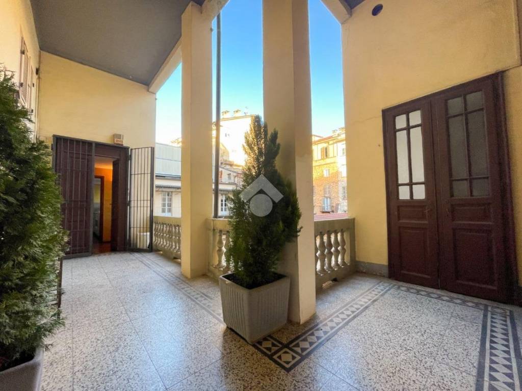 Appartamento in vendita a Torino via Giuseppe Luigi Lagrange, 29