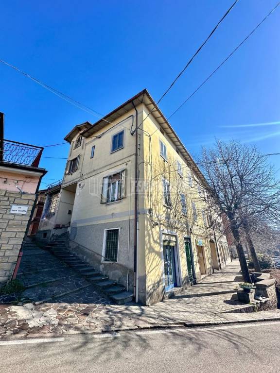 Casa Indipendente in vendita a Serramazzoni via Serra Vecchia 8