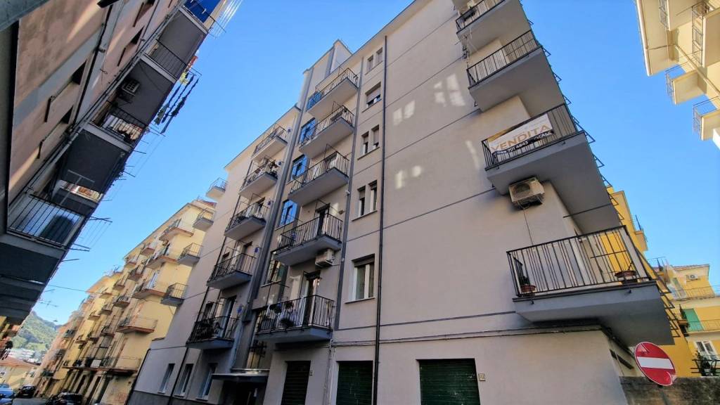 Appartamento in vendita a Salerno via Francesco la Francesca, 78