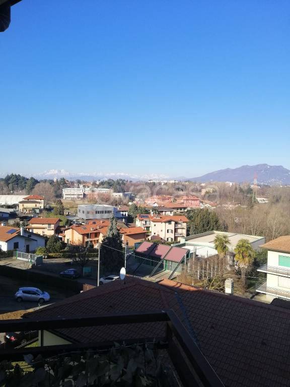 Appartamento in in vendita da privato a Varese via dei Vignò, 42