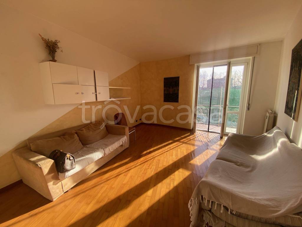 Appartamento in vendita a Castelletto sopra Ticino vicolo Pessina, 4