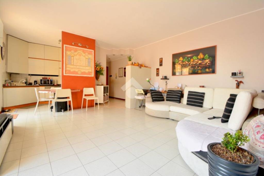 Appartamento in vendita a Cornate d'Adda via g.Puccini, 10