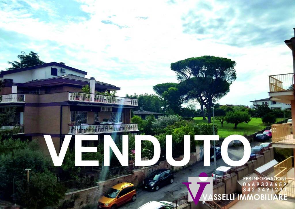 Appartamento in vendita a Roma via Montefiorino, 61