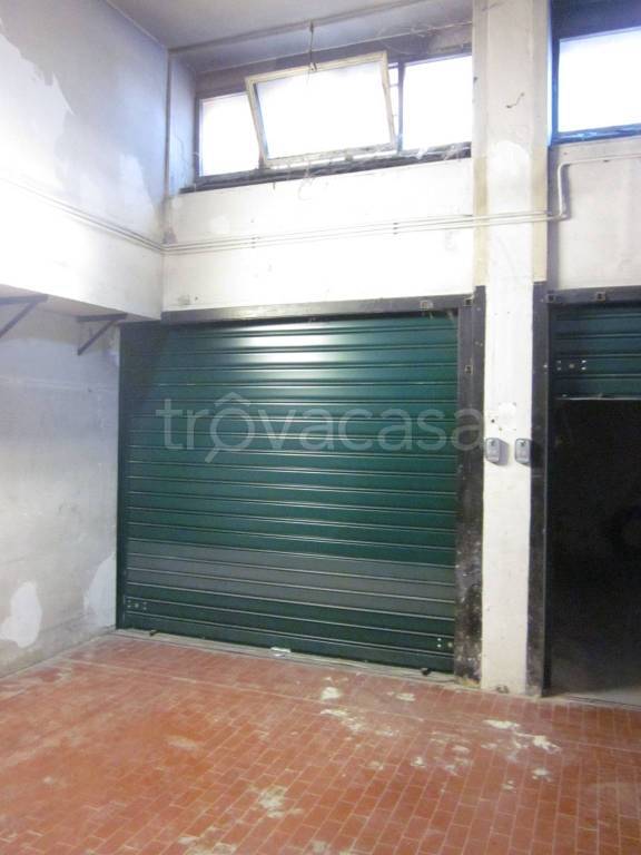 Garage in vendita a Torino corso Moncalieri, 272