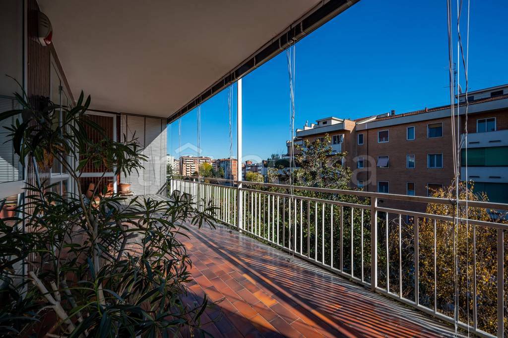 Appartamento in vendita a Segrate via Basilicata, 9
