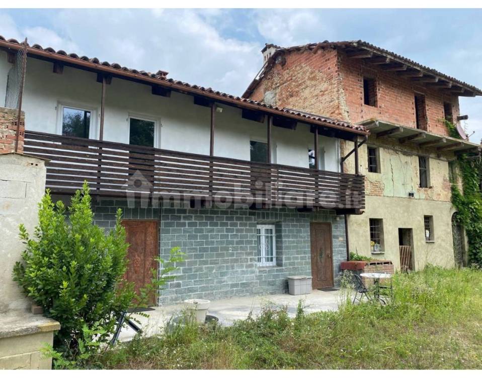 Casa Indipendente in vendita a San Damiano d'Asti borgata Valdoisa