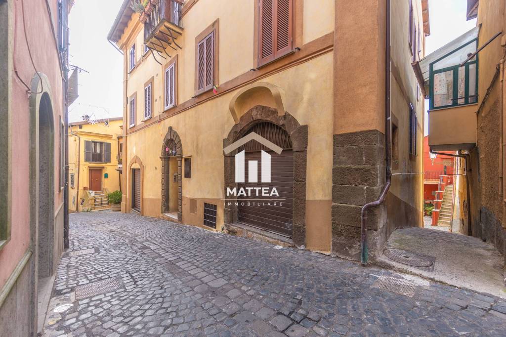 Negozio in vendita a Rocca Priora via Umberto I, 24