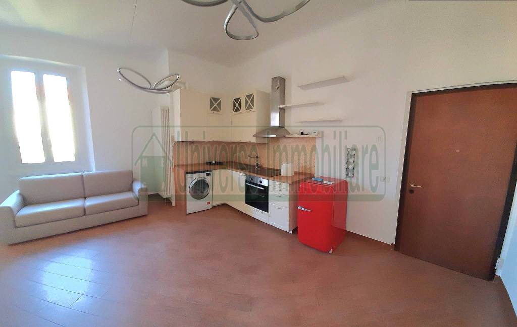 Appartamento in vendita a Milano via Parenzo, 8A