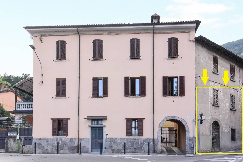 Appartamento in vendita a Ponte Lambro via Damiano Chiesa, 2