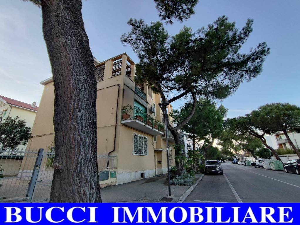 Appartamento in vendita a Pescara viale John Fitzgerald Kennedy, 147