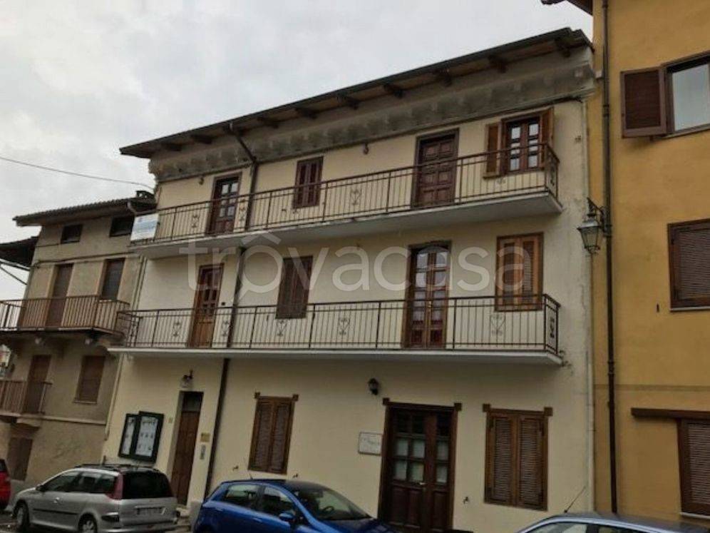 Appartamento in vendita a Giaveno via Maria Ausiliatrice, 11