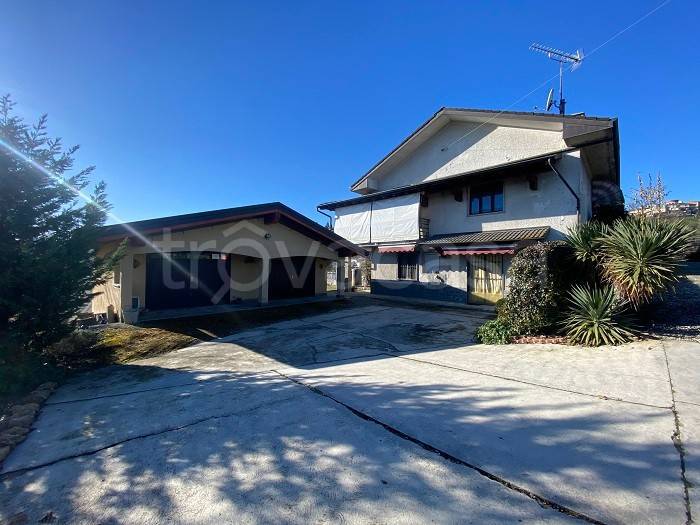 Villa Bifamiliare in vendita a Moncalvo via 20 Settembre, 38