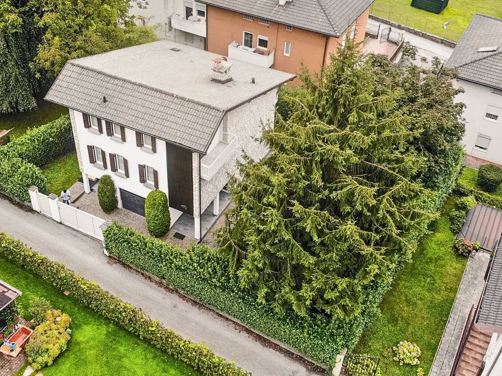 Villa in vendita a Levico Terme viale Lido