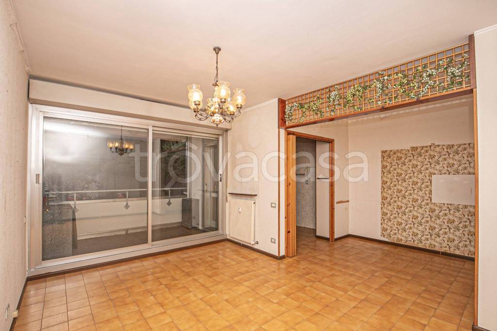 Appartamento in vendita a Genova via Giovan Battista Pergolesi, 13
