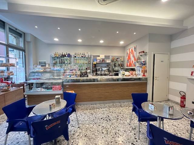 Bar in vendita a Pesaro viale Felice Cavallotti
