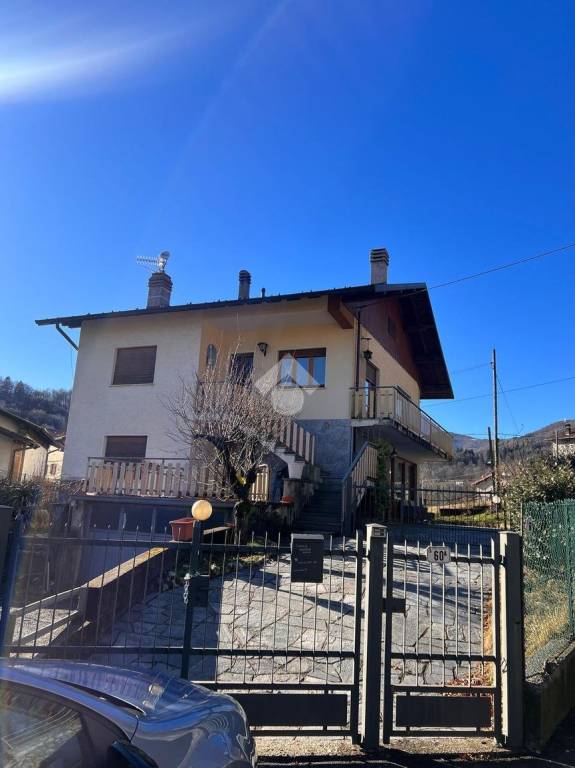 Villa in vendita ad Alta Valle Intelvi via Provinciale, 60