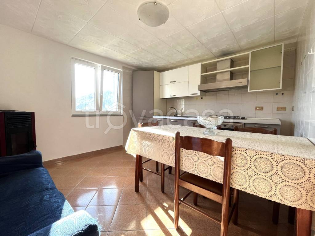 Appartamento in affitto a Borgia via Fausto Gullo, 34