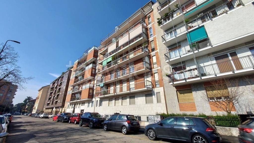 Appartamento in vendita a Milano via Paolo Uccello, 12