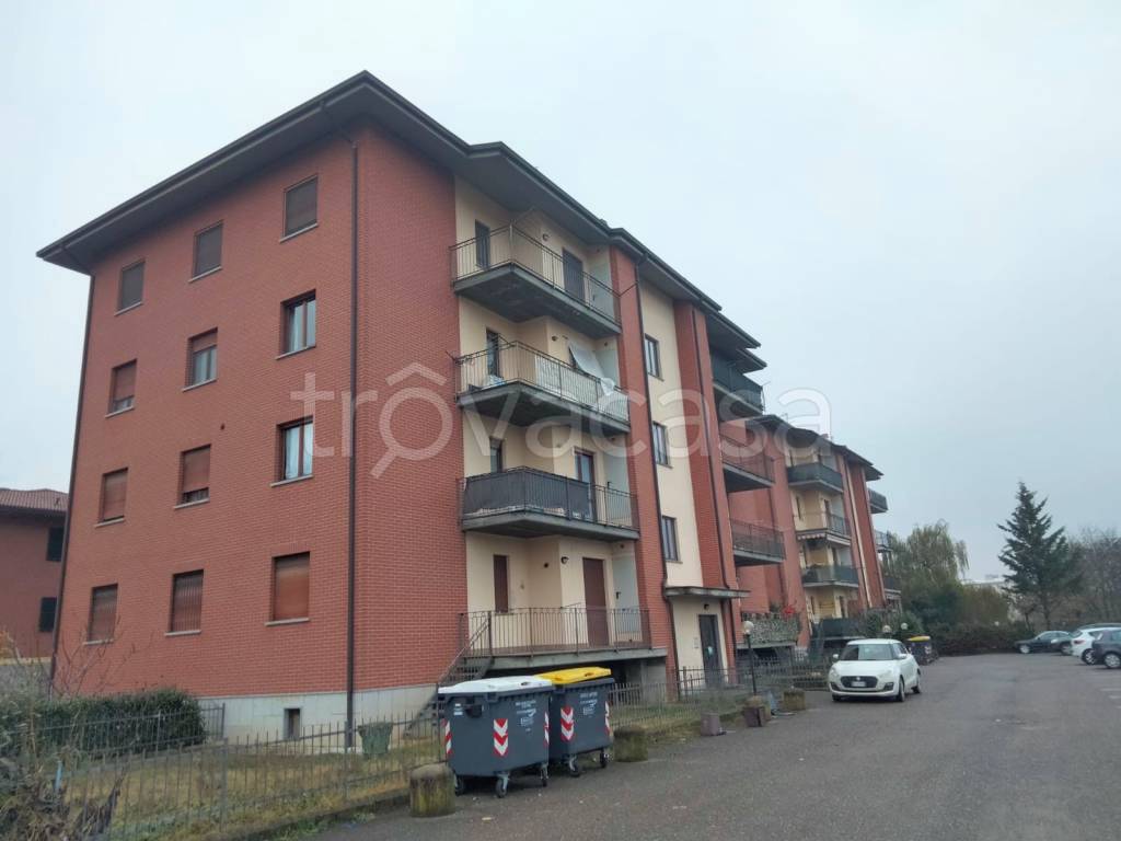 Appartamento in in vendita da privato a Novi Ligure via Edilio Raggio, 91