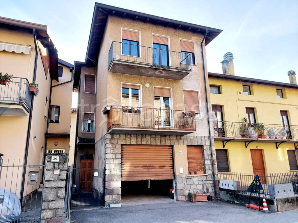 Villa in vendita a Cividate Camuno via Guglielmo Marconi, 41