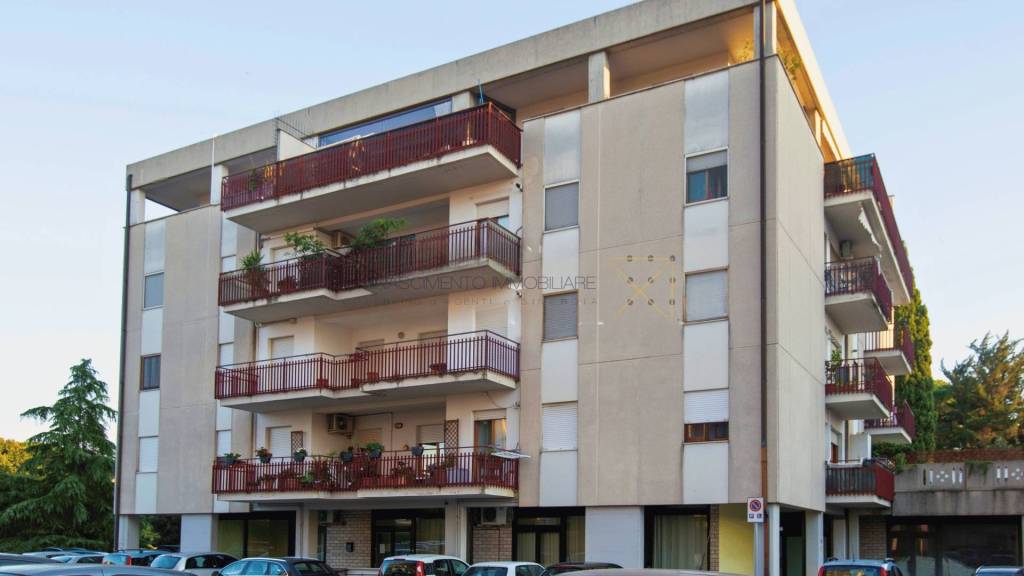 Appartamento in vendita a Bastia Umbra via Fosse Ardeatine